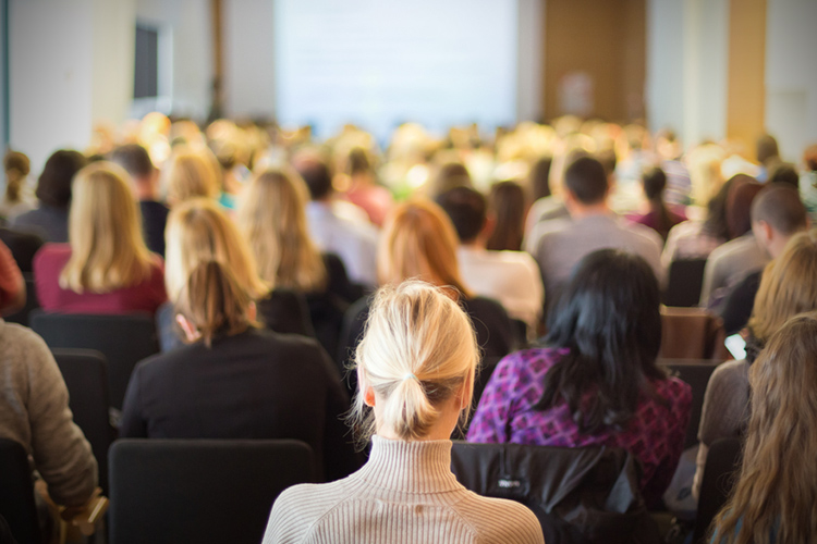 What can you do to build your social intelligence and become a nurse leader?