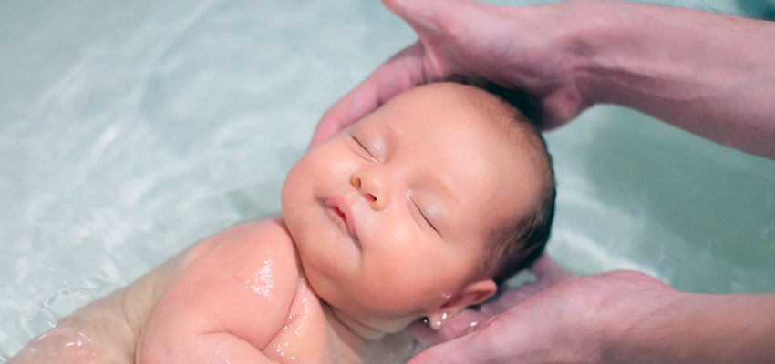 Cover image for article: Neonatal Hydrotherapy on the NICU