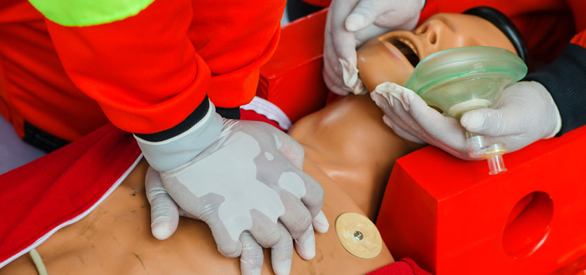 Cover image for article: Should You Get ACLS Training?